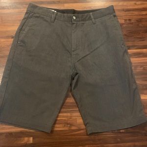 Men’s Volvo’s Frickin chino short Dark Grey